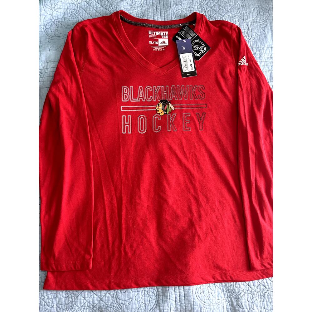 Women Adidas Chicago Blackhawks Long Sleeve Tee Red Size XL Brand New with Tags